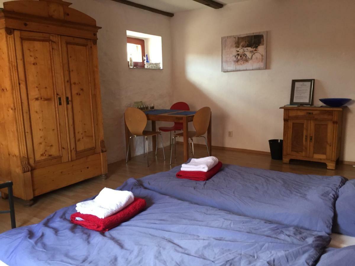 Radler Pension Wettin Extérieur photo